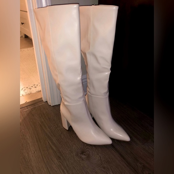 Lulus Shoes - Lulus Knee High Boots